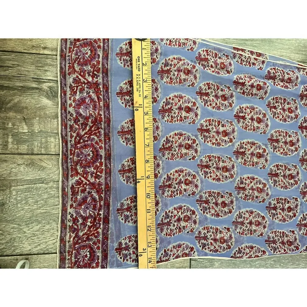 Vintage Echo Women's Purple Red Paisley Print Scarf